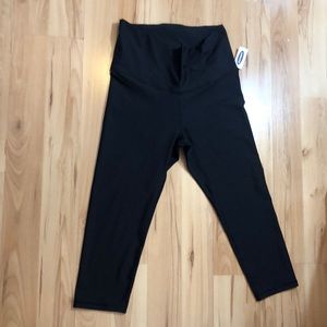 Old Navy Powersoft Black Leggings XL